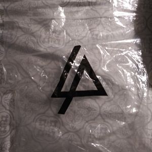 2 rare linkin park bags